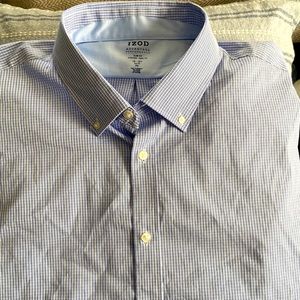 Izod BNWT light blue button down shirt